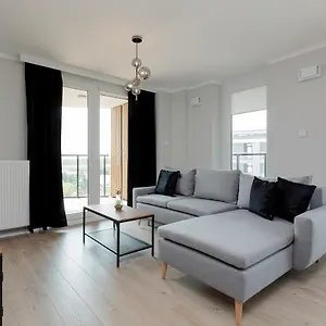 Nowa Grochowska By Renters Apartament
