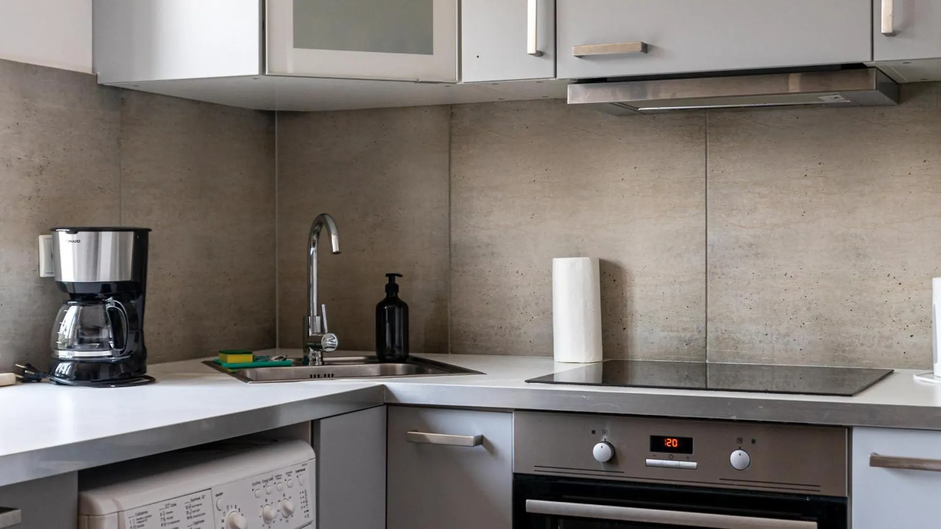 Metro Ratusz Arsenal Homely Apartment Warsaw 0*,  Poland